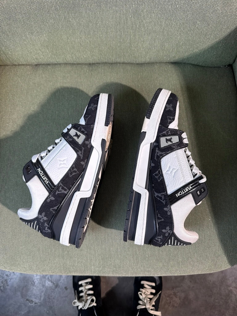 Louis Vuitton LV Trainer White Black