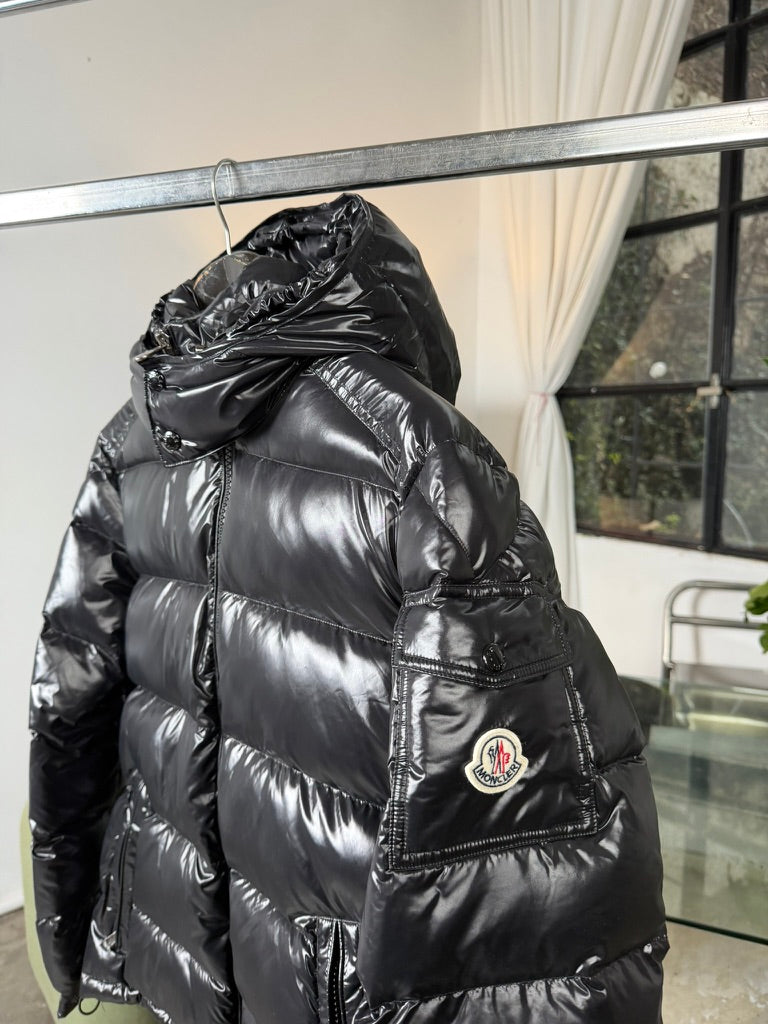 Moncler Black Maya