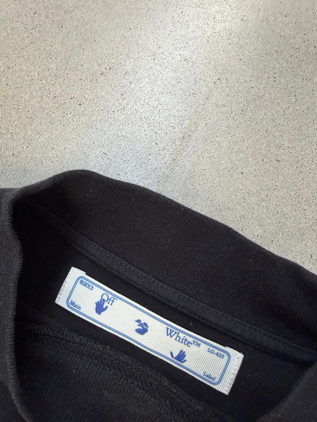 Off-White Long-sleeve Black T-shirt - imagen 4