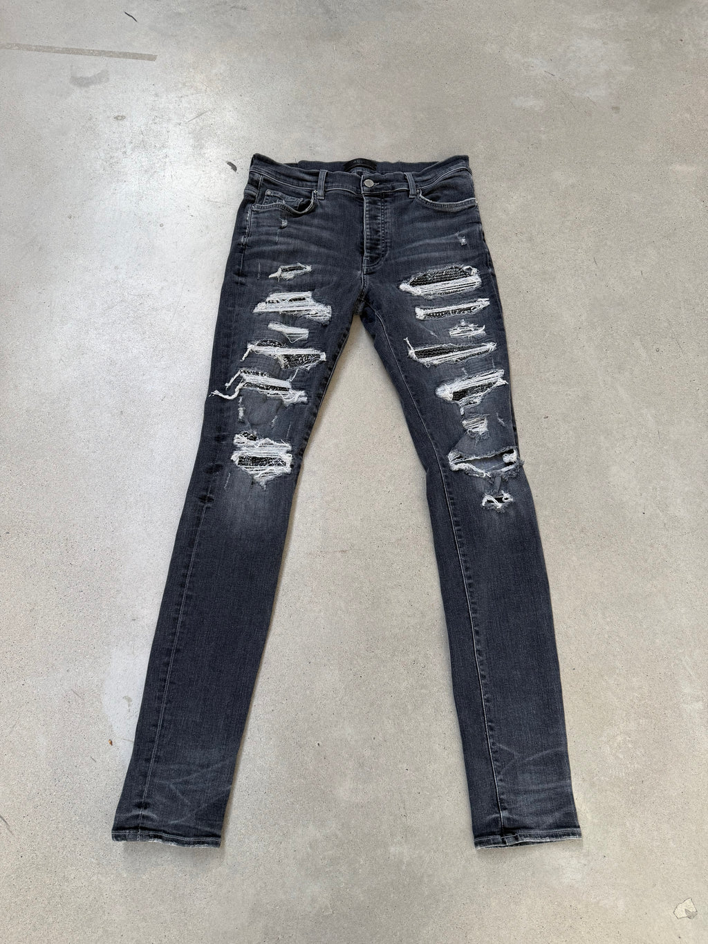 Amiri Bandana Thrasher Denim Jeans - imagen 1