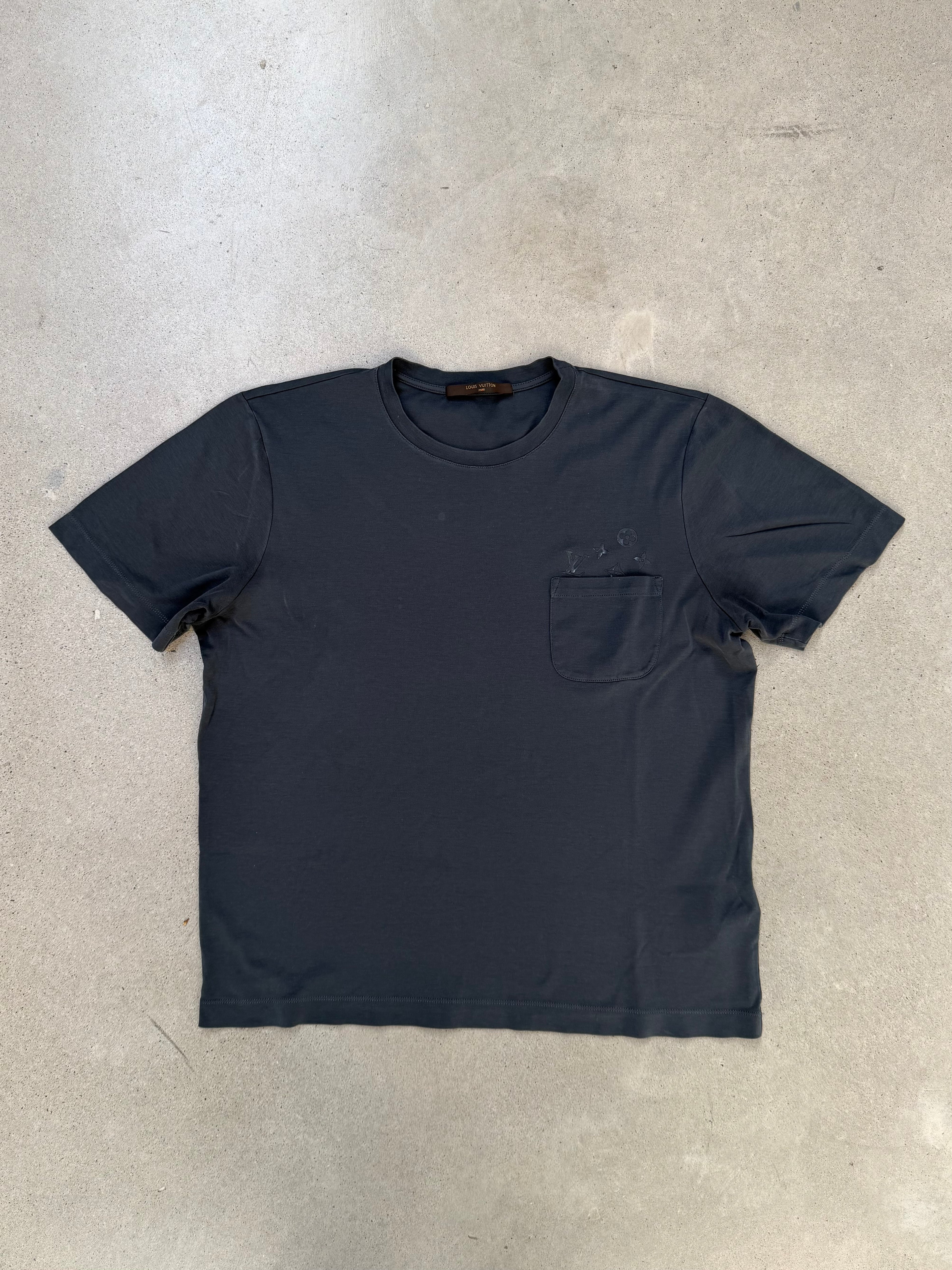 LV black short-sleeve pocket T-shirt - imagen 1
