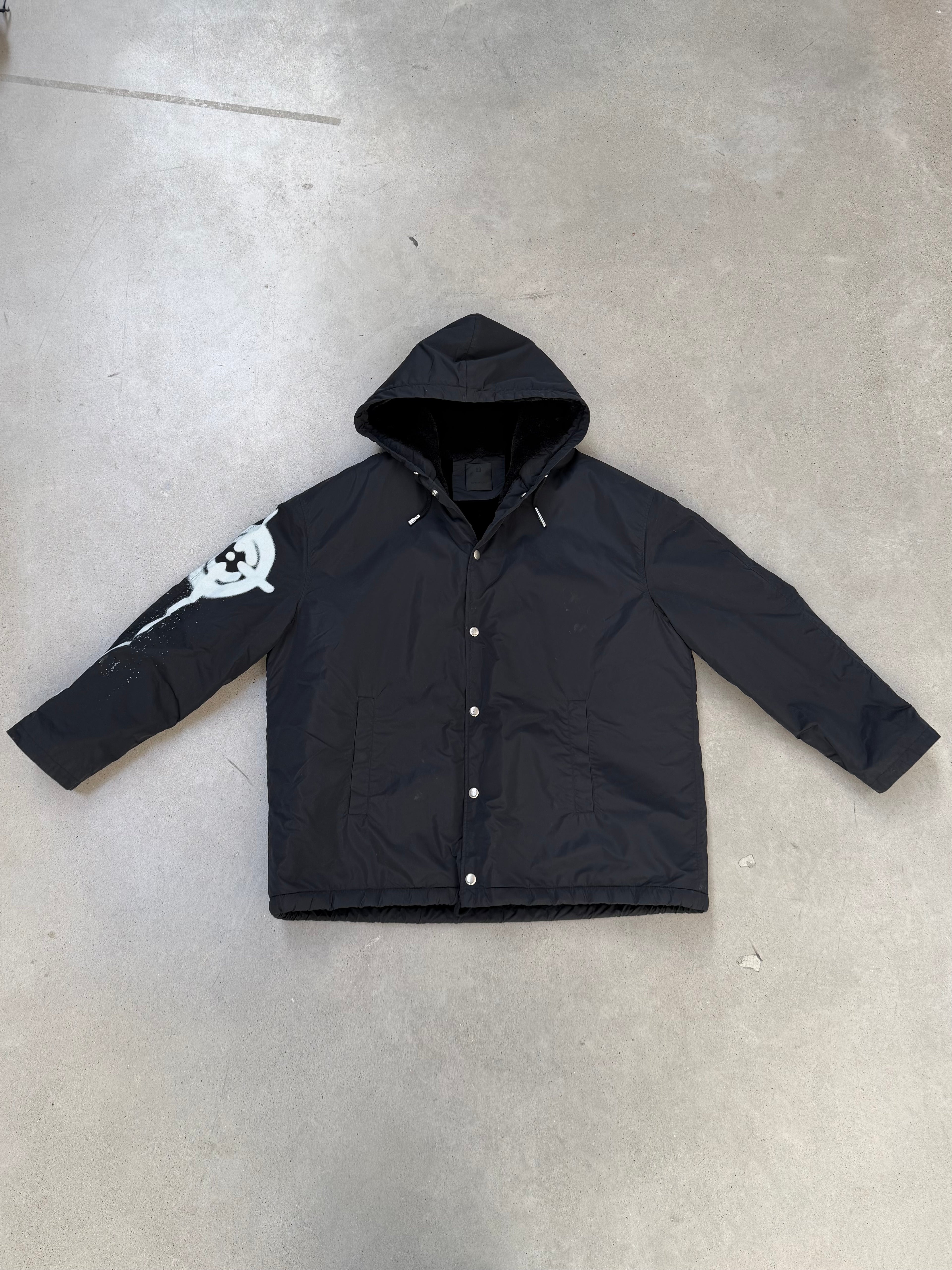 Givenchy Graffiti Hooded Puffer Jacket - imagen 2