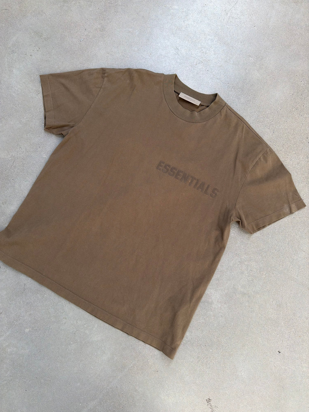 Essentials Brown T-Shirt - imagen 2